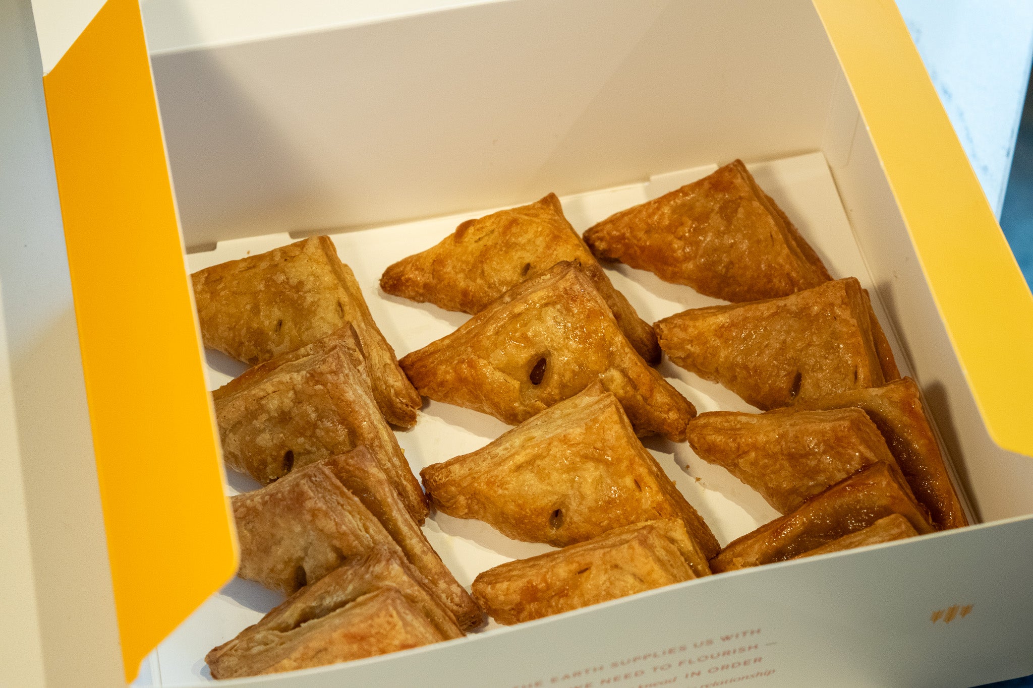 Mini Apple Turnover Box